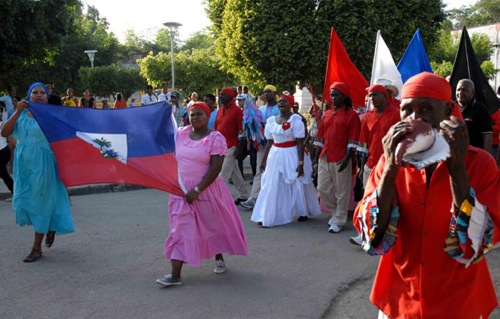 Dfil des communauts haitiano-cubaines