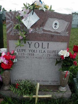 tombe de La Lupe (New-York)