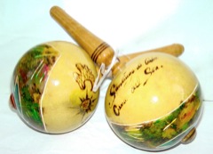 maracas E